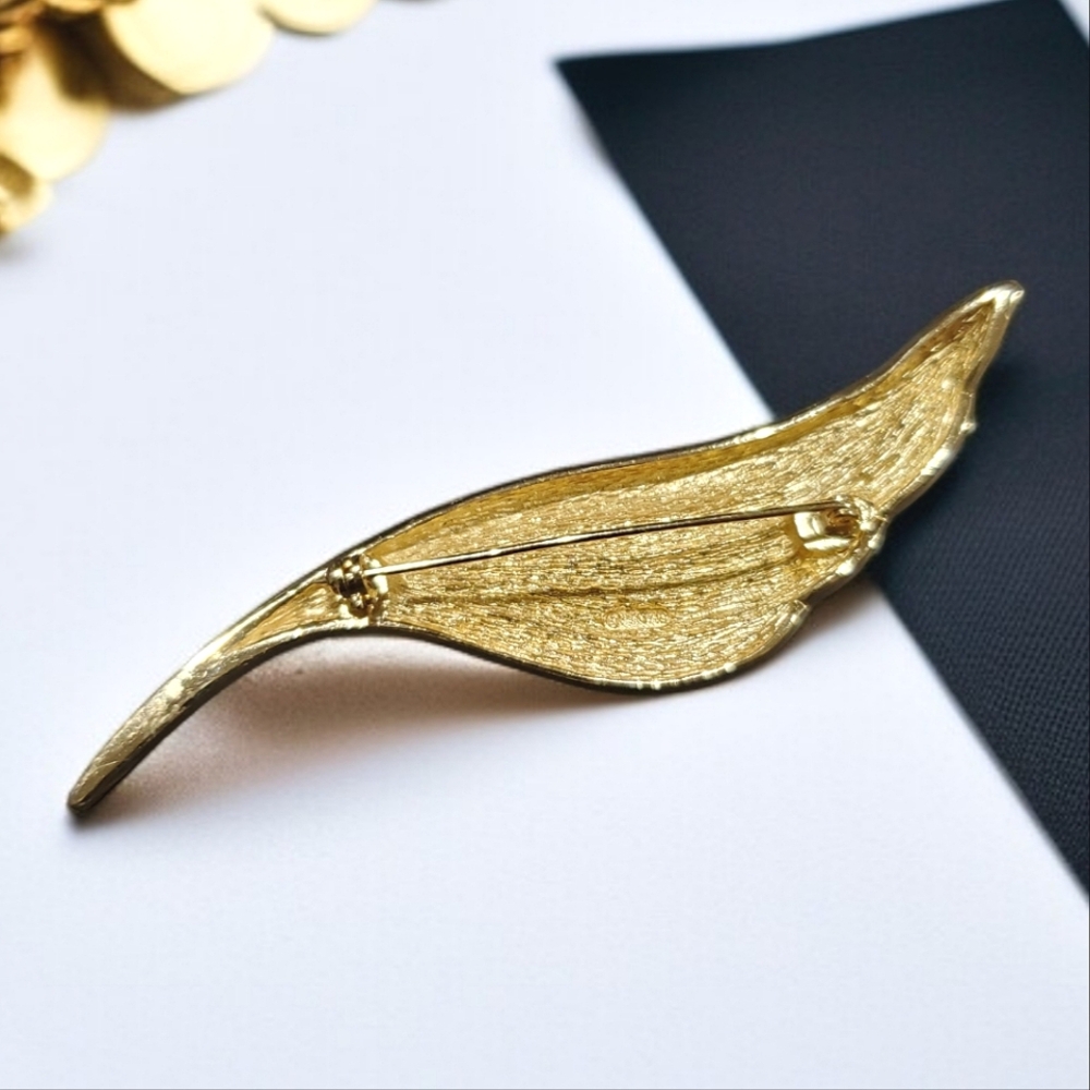 DIOR Vintage Gold Plated Feather Brooch - Picture 3 of 4
